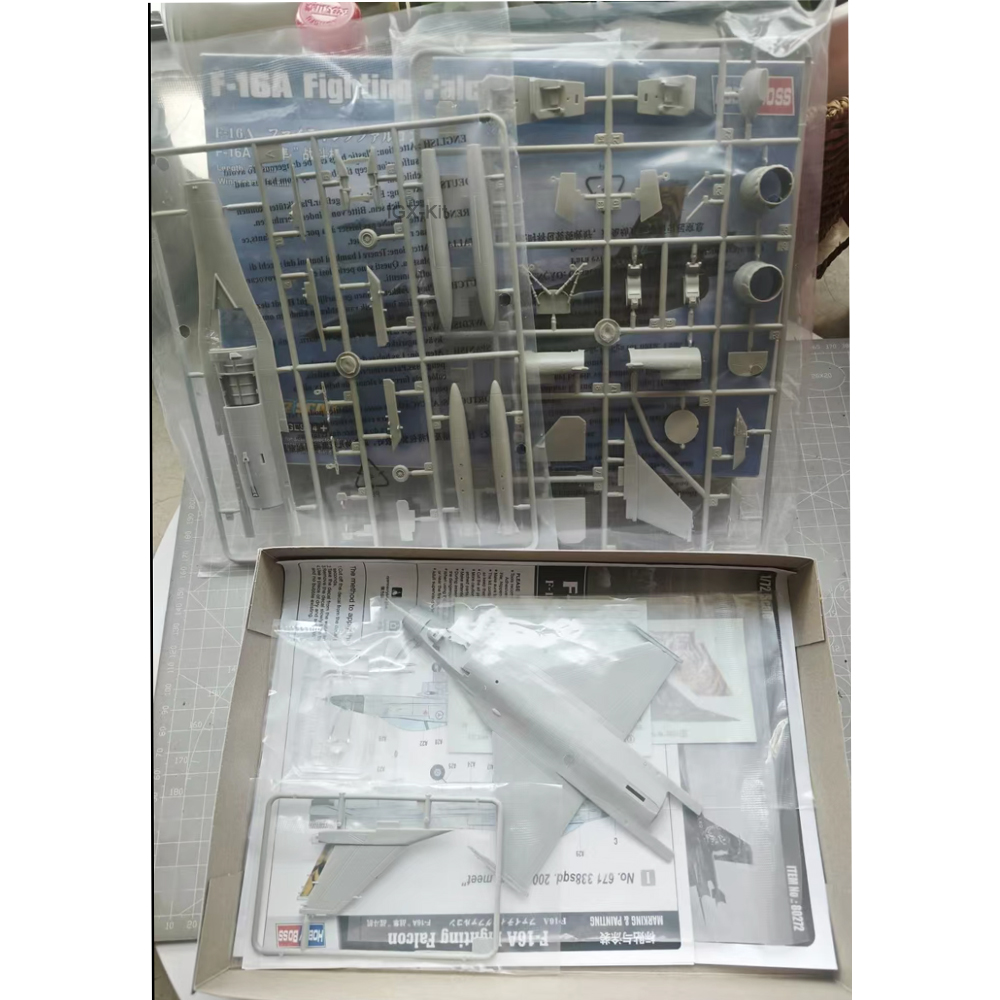 Hobbyboss 80272 Schaal 1:72 Ge - Model Kit F16 recensie en prijs