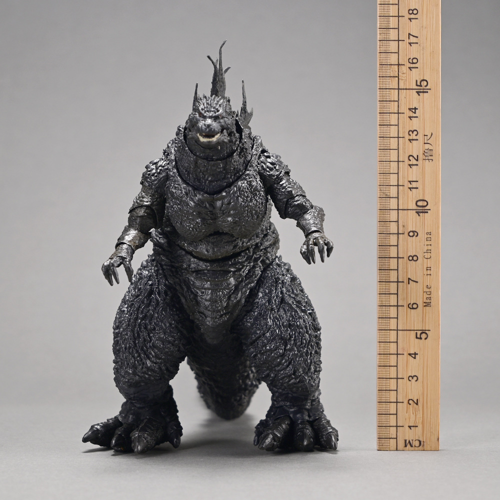 SHM NECA 2023 Filmversie 1.0 G - Model Kit Kiryu recensie en prijs